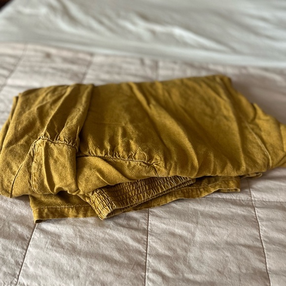 Women's Mustard Wide-Leg Pants - Picture 2 of 8